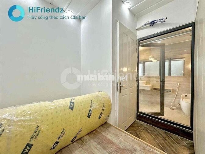 CHO THUÊ CHDV 2PN NGAY CÔNG VIÊN LÀNG HOA FULL NỘI THẤT GIÁ RÊ