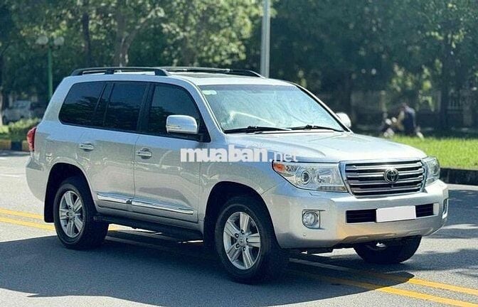 Toyota Land Cruiser V8 5.7 dki 12/2015