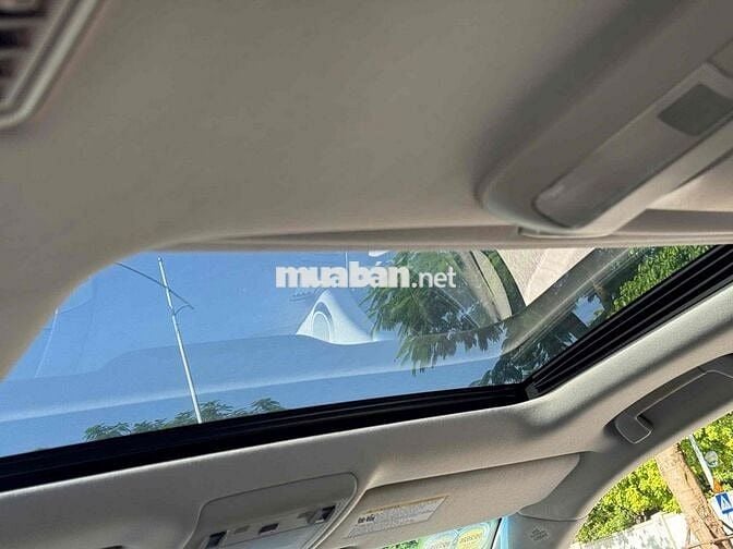 Toyota Land Cruiser V8 5.7 dki 12/2015