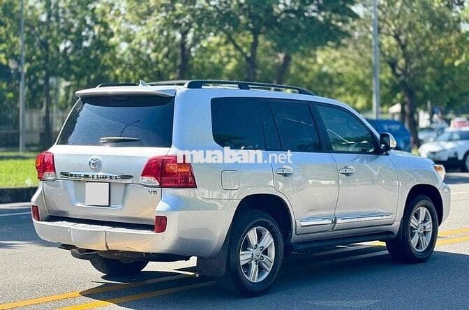 Toyota Land Cruiser V8 5.7 dki 12/2015