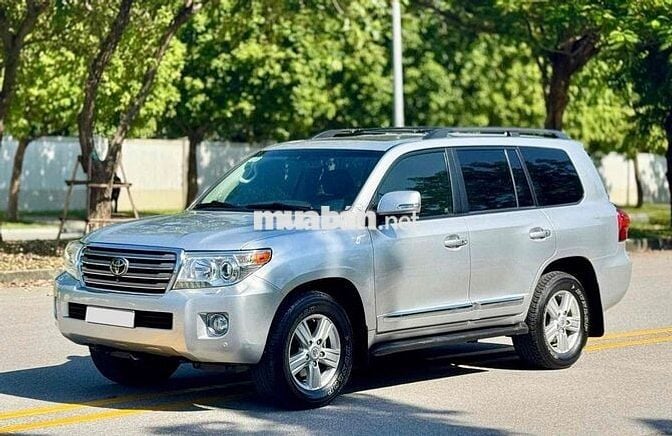 Toyota Land Cruiser V8 5.7 dki 12/2015