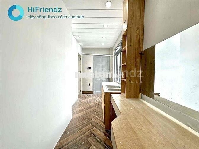 CHO THUÊ CHDV 2PN NGAY CÔNG VIÊN LÀNG HOA FULL NỘI THẤT GIÁ RÊ