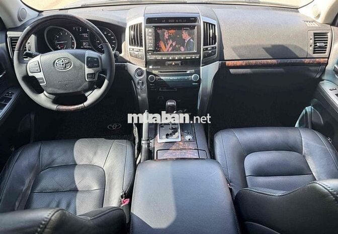 Toyota Land Cruiser V8 5.7 dki 12/2015