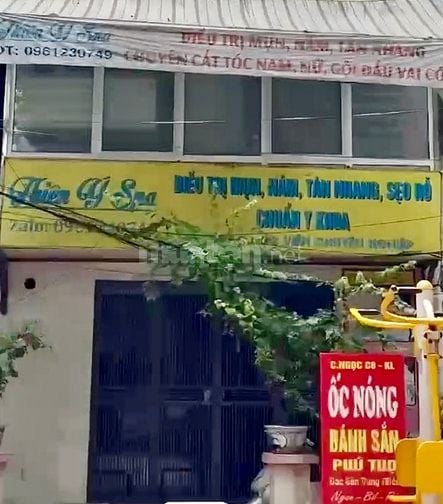 Bán nhà mặt ngõ, đang kinh doanh, khu vực sầm uất gần trường, chợ, bv