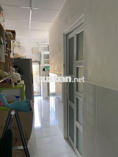 Bán nhà hẻm 1697, 40m2, 02 phòng ngủ. Hẻm cao không ngập nước.