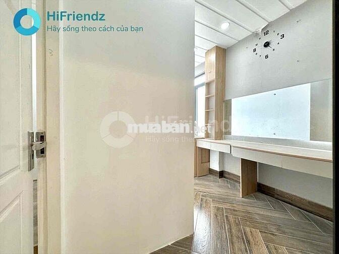 CHO THUÊ CHDV 2PN NGAY CÔNG VIÊN LÀNG HOA FULL NỘI THẤT GIÁ RÊ