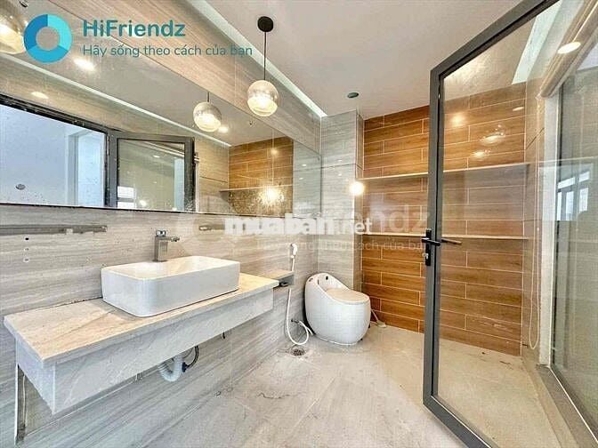 CHO THUÊ CHDV 2PN NGAY CÔNG VIÊN LÀNG HOA FULL NỘI THẤT GIÁ RÊ