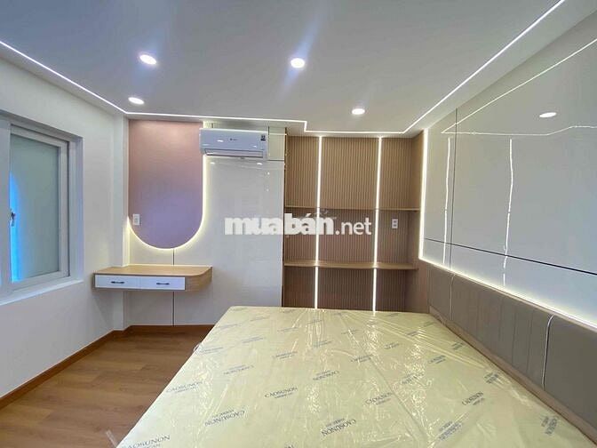 Lên Sóng Em Bé Siêu Phẩm Mới Xây 100% Xe Hơi Đậu Trước Nhà