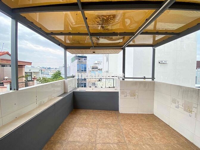 Lên Sóng Em Bé Siêu Phẩm Mới Xây 100% Xe Hơi Đậu Trước Nhà