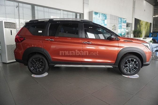 Suzuki XL7 Hybrid 2025 màu cam