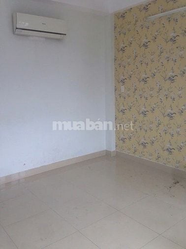 Chính chủ cho thuê nhà mặt tiền đường Hoa Bằng - trung tâm quận Tân