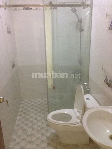 Chính chủ cho thuê nhà mặt tiền đường Hoa Bằng - trung tâm quận Tân