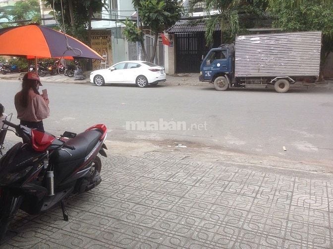 Chính chủ cho thuê nhà mặt tiền đường Hoa Bằng - trung tâm quận Tân