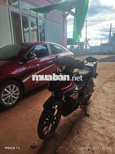 Nhà nhiều xe muốn để lại chiếc