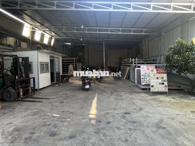 CHO THUÊ KHO XƯỞNG 330M2 GẦN TRUNG TÂM Y TẾ DĨ AN CÓ ĐIỆN 3 PHA