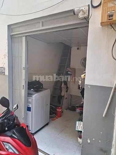 Bán nhà về quê sống với ba mẹ tân bình