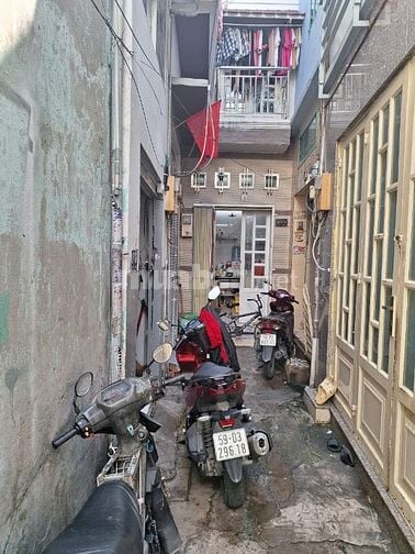 Bán nhà về quê sống với ba mẹ tân bình