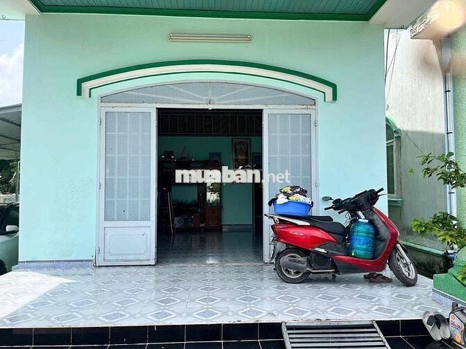 NHÀ EM NGỘP NGÂN HÀNG CẦN RA GẤP