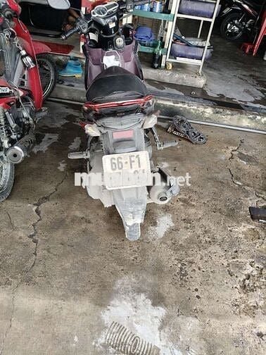 Yamaha Nouvo 5 Đỏ đen Tự động