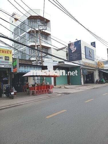 Giảm 900 triệu bán gấp căn nhà mặt tiền