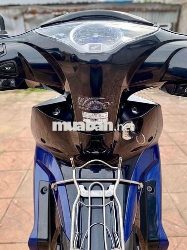 Honda FUTURE 125Fi LED 2024 odo 8.000Km hs cầm tay