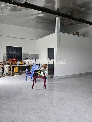 Thanh lý đất thổ cư 842m2 có sẵn nhà cấp 4 120m2