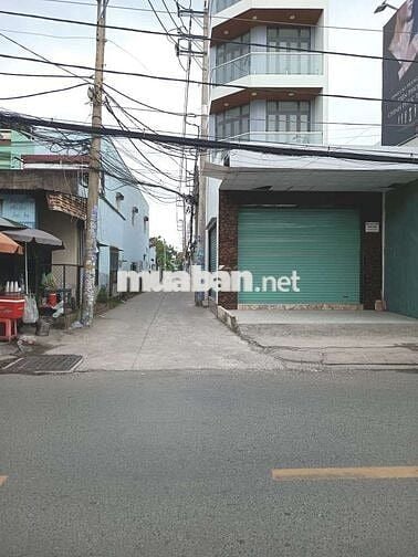 Giảm 900 triệu bán gấp căn nhà mặt tiền