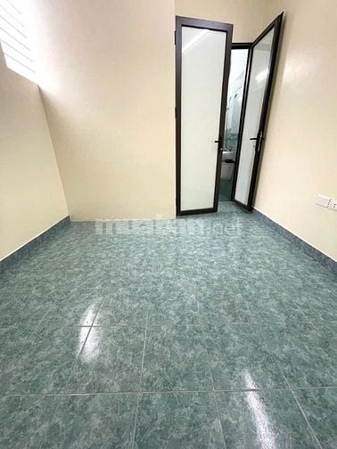 CHÍNH CHỦ CHO THUÊ nhà riêng nguyên căn tại Lệnh Cư - Khâm Thiên