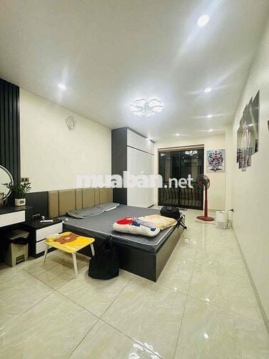 LẠC LONG QUÂN – VỊ TRÍ KINH DOANH HIẾM  – THANG MÁY – Ở/CHO THUÊ