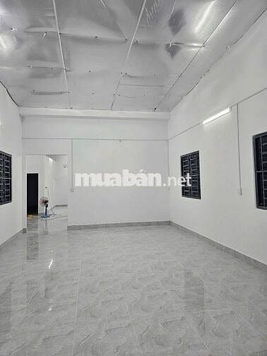 Thanh lý đất thổ cư 842m2 có sẵn nhà cấp 4 120m2