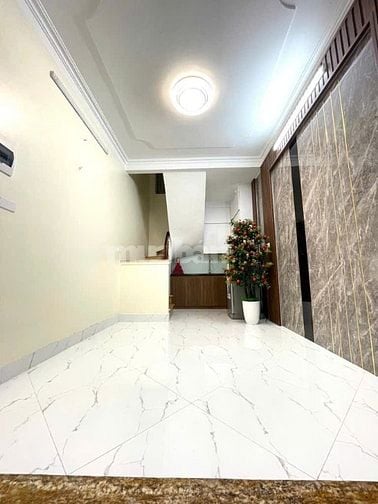 CHÍNH CHỦ CHO THUÊ nhà riêng nguyên căn tại Lệnh Cư - Khâm Thiên