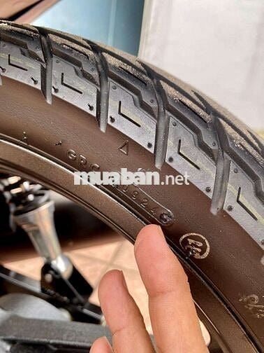 Honda FUTURE 125Fi LED 2024 odo 8.000Km hs cầm tay