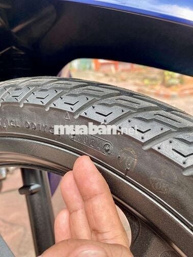 Honda FUTURE 125Fi LED 2024 odo 8.000Km hs cầm tay