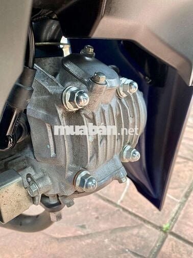 Honda FUTURE 125Fi LED 2024 odo 8.000Km hs cầm tay