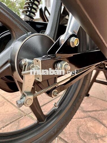 Honda FUTURE 125Fi LED 2024 odo 8.000Km hs cầm tay