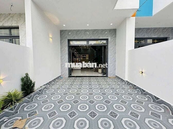 Bán Nhà SHR - Gần Chợ Hưng Long..DT 99mv...Dãy 3 Căn Vừa Xây Xong.