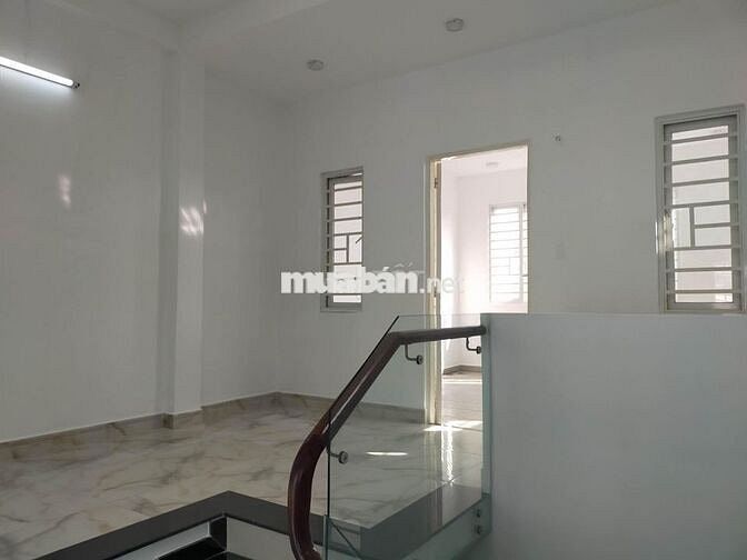 Cho thuê nhà mặt tiền 3L4PN gần Phạm Văn Đồng, Gigamall, cầu Bình Lợi