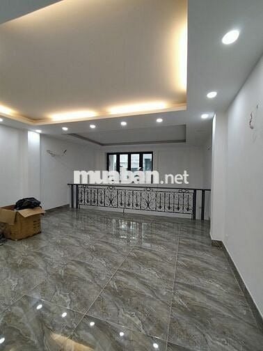 CHO THUÊ NHÀ MT CỐNG QUỲNH Q1 5 LẦU THANG MÁY ĐẦY ĐỦ