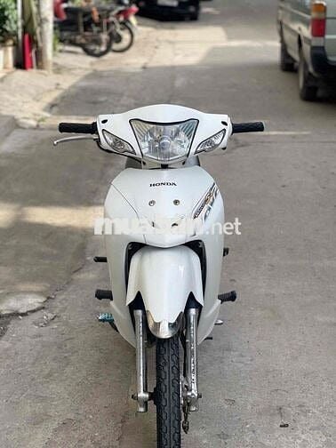 wave alpha trắng xe đẹp máy chạy bốc tiết kiệm xăn