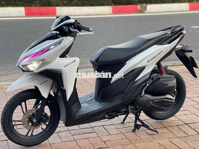Bán xe Vario 125 2021 màu trắng xe zin đẹp leng