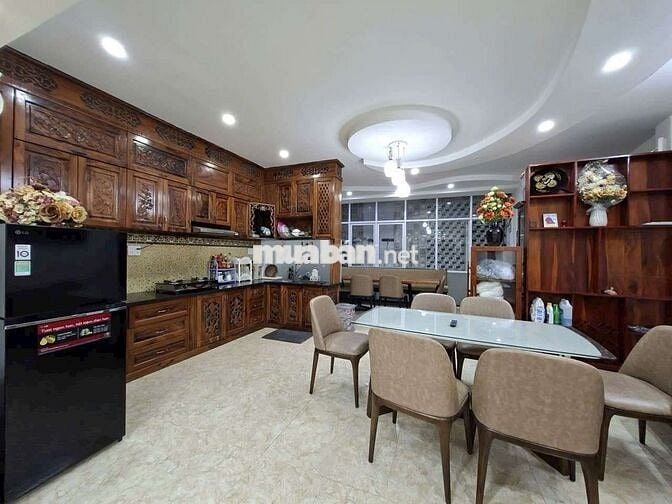 Cho thuê nhà phố gần biển 5PN full nội thất ở hoặc kinh doanh homestay