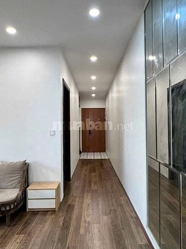 nhà 4 tầng 10 phòng.4,5x16m.HDT 50tr/tháng. Đường nhựa 8m sát mặt tiền