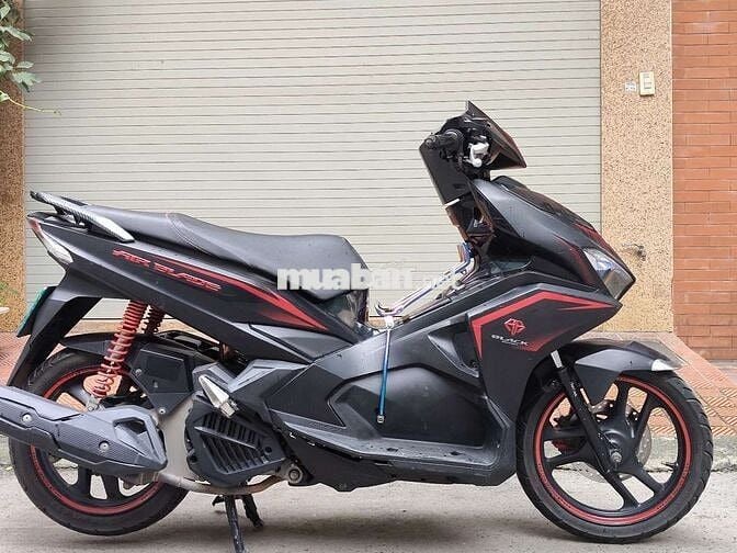 Honda Air Blade 125 FI Đen nguyên bản Lết