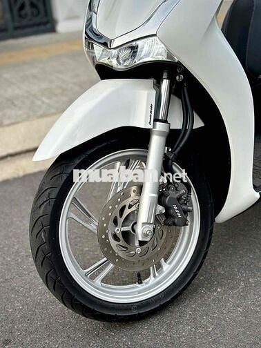 SH 150cc 2022 Màu trắng ngọc trinh cực đẹp 😍