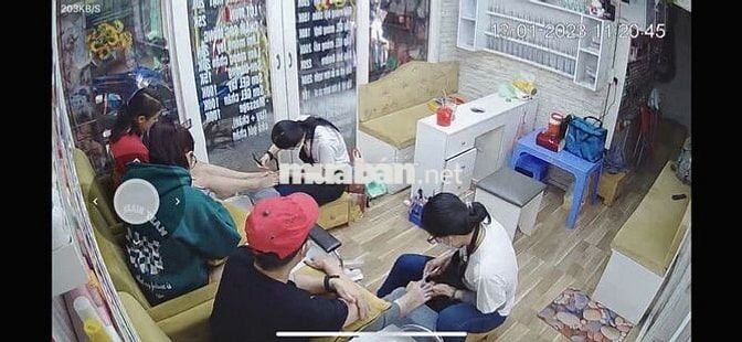 CHO THUÊ TIỆM NAIL CHỢ NHẬT TẢO, 24m2, 8 sạp, 8 tr/tháng, Full Đồ Nghề