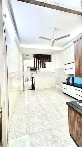 Nhà nguyên căn 3 lầu DT 200m2, hẻm 2 ô tô 6m - Đường Thới An 20. Q.12