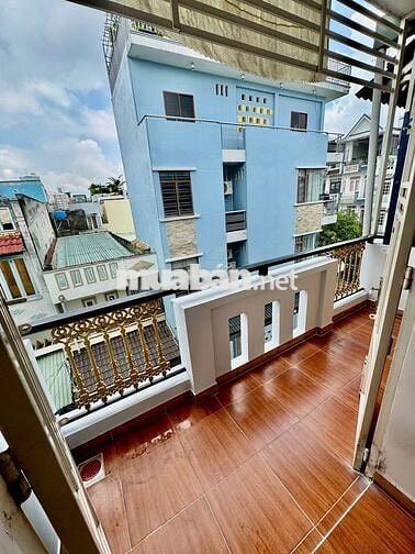 Nhà nguyên căn 3 lầu DT 200m2, hẻm 2 ô tô 6m - Đường Thới An 20. Q.12