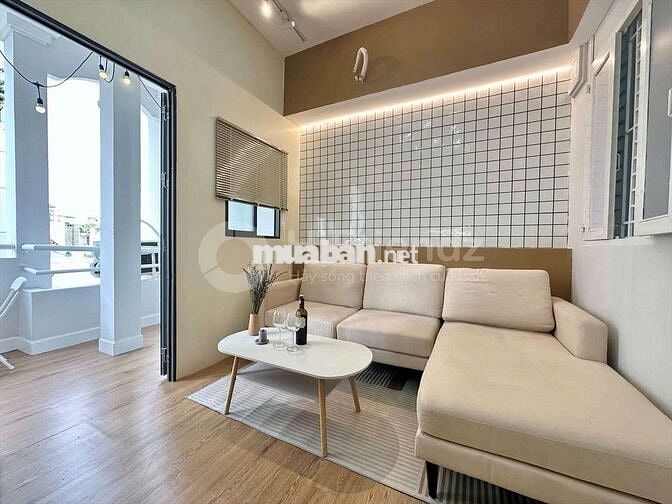 CHO THUÊ CHDV 1 PHÒNG NGỦ BAN CÔNG NGAY BỆNH VIỆN QUÂN Y 175, GÒ VẤP