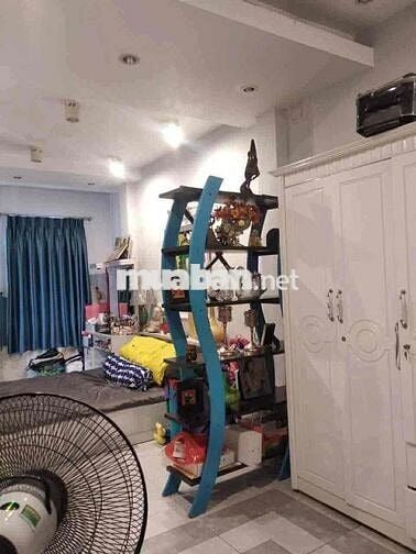 Cho thuê nhà 4 lầu Hồ Biểu Chánh, nội thất đầy đủ, hẻm rộng 2 mặt tiền