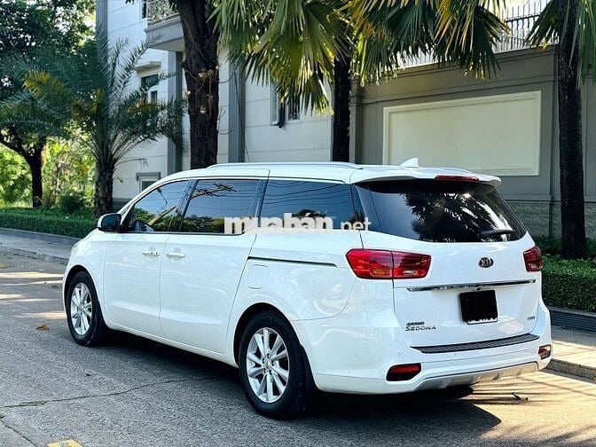 Kia Sedona 2.2 DATH 2018 (Dầu Full) -86000 km